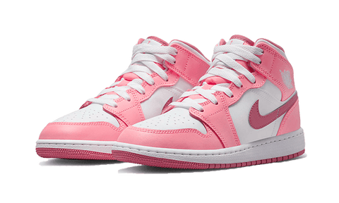 Air Jordan 1 Mid Valentine’s Day