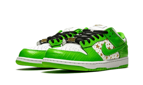 Nike SB Dunk Low Supreme Stars Mean Green