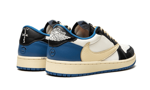 Air Jordan 1 Retro Low OG  SP Travis Scott Fragment